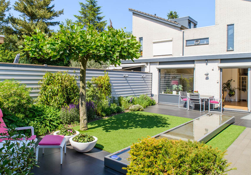 Onderhoudsvriendelijke Tuin Met Waterspiegelvijver In Roosendaal (5)